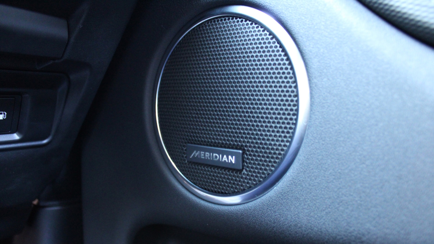 Used Land Rover Discovery Sport 2025 for sale - 76372392: Photo 25