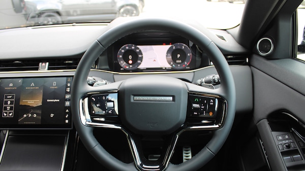 Used Land Rover Range Rover Evoque 2025 for sale - 74612421: Photo 15