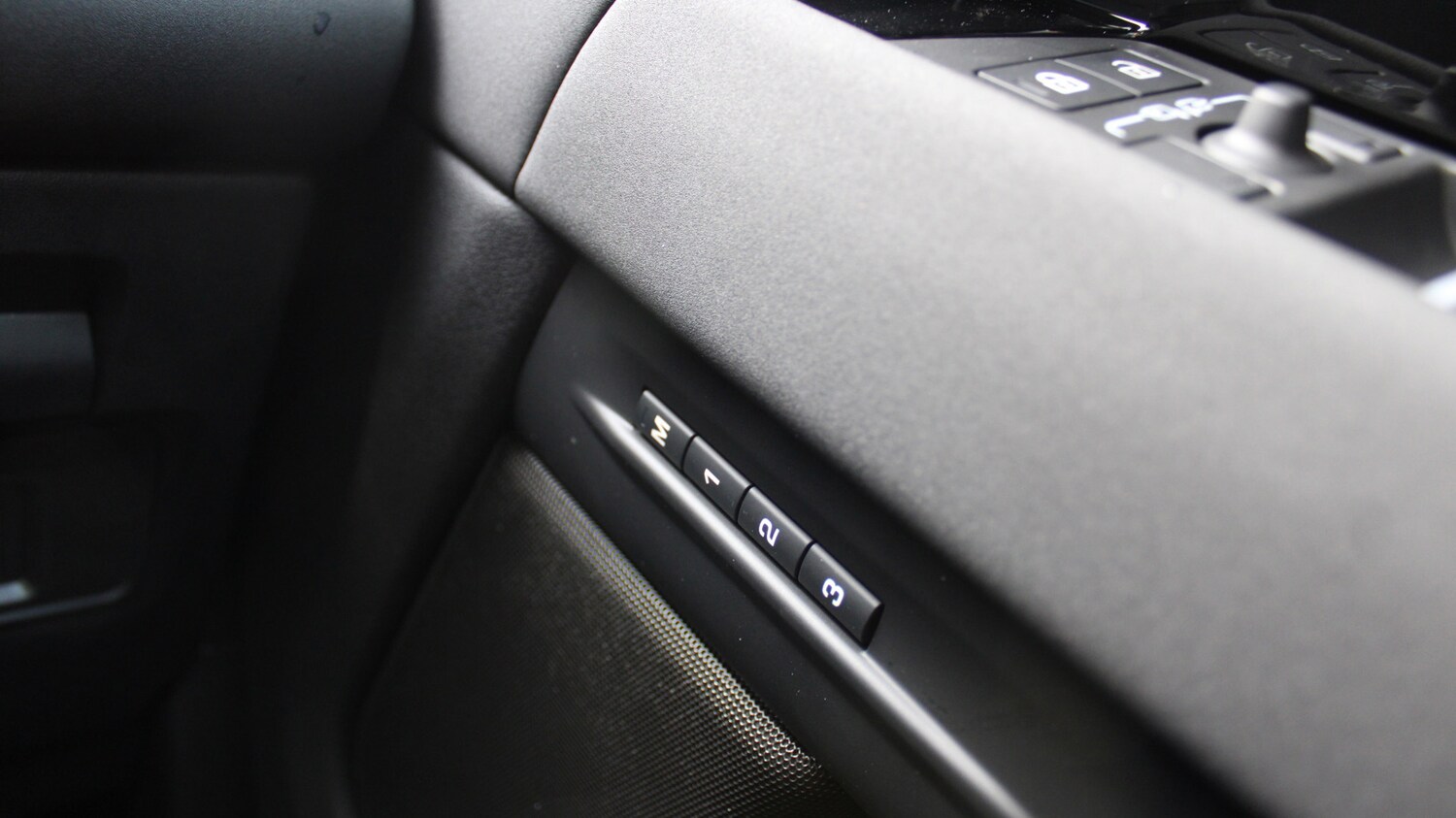 Used Land Rover Range Rover Evoque 2025 for sale - 76563204: Photo 29