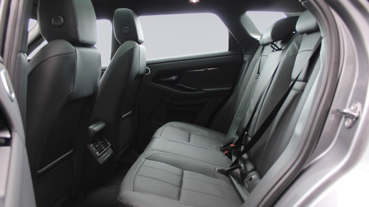 Used Land Rover Range Rover Evoque 2025 for sale - 76563204: Photo 4