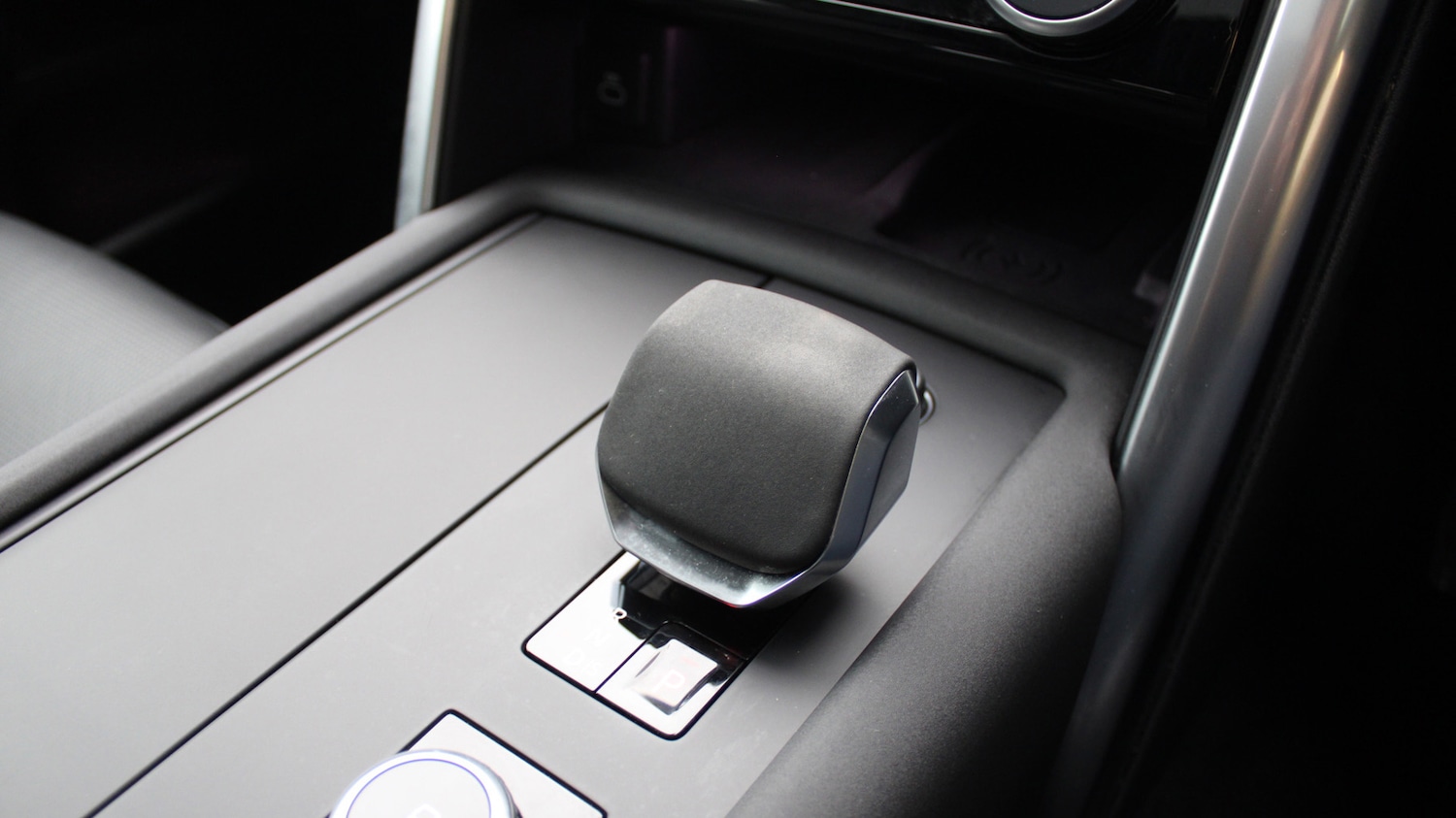 Used Land Rover Discovery 2024 for sale - 76635392: Photo 13