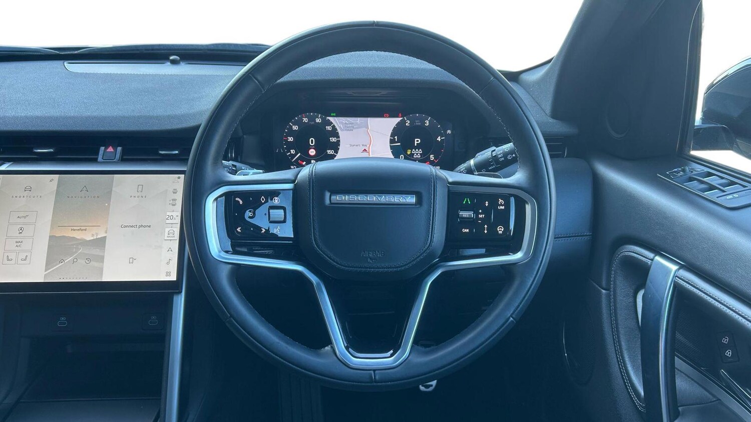 Used Land Rover Discovery Sport 2025 for sale - 78088065: Photo 15