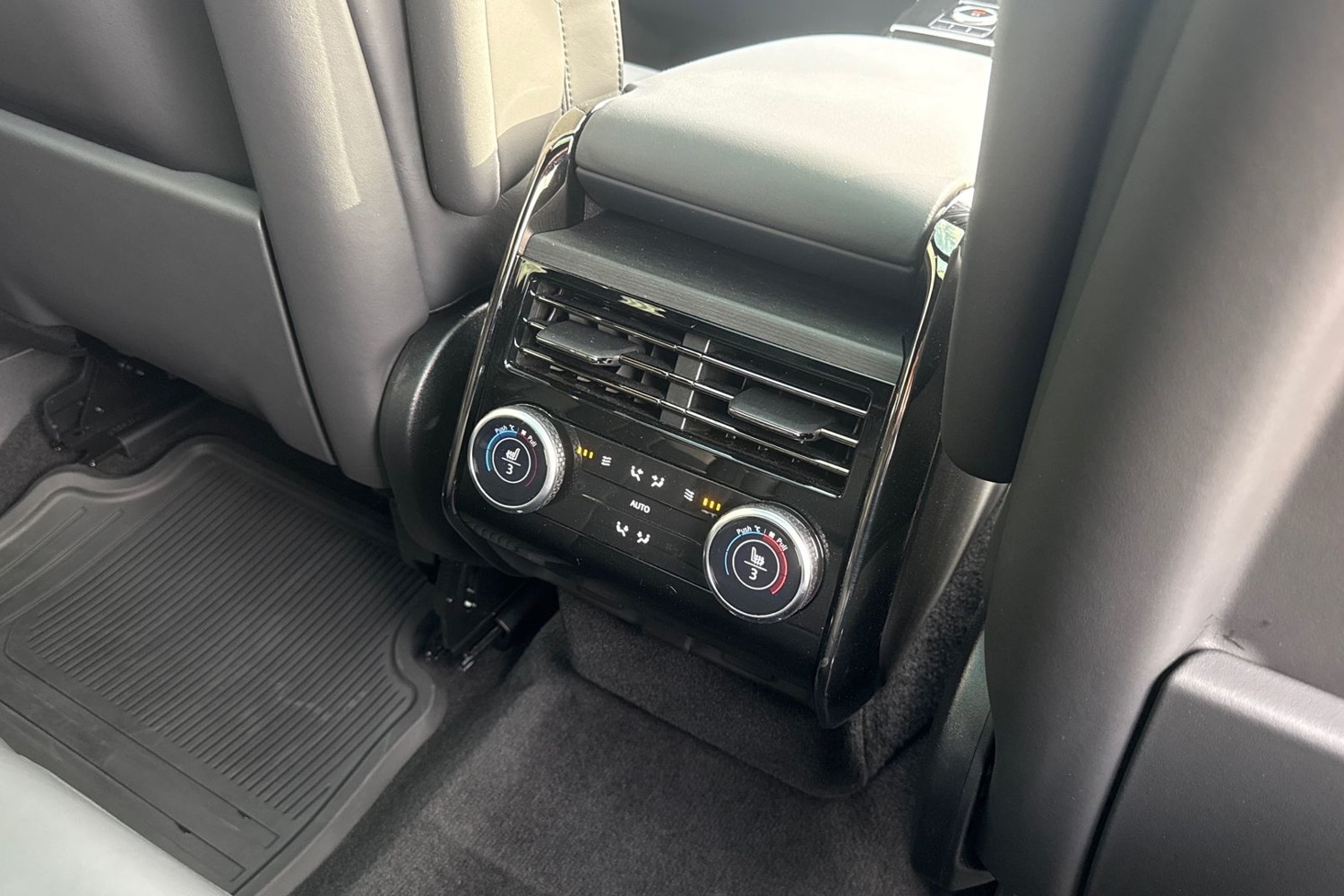 Used Land Rover Range Rover Sport 2023 for sale - 77770719: Photo 18