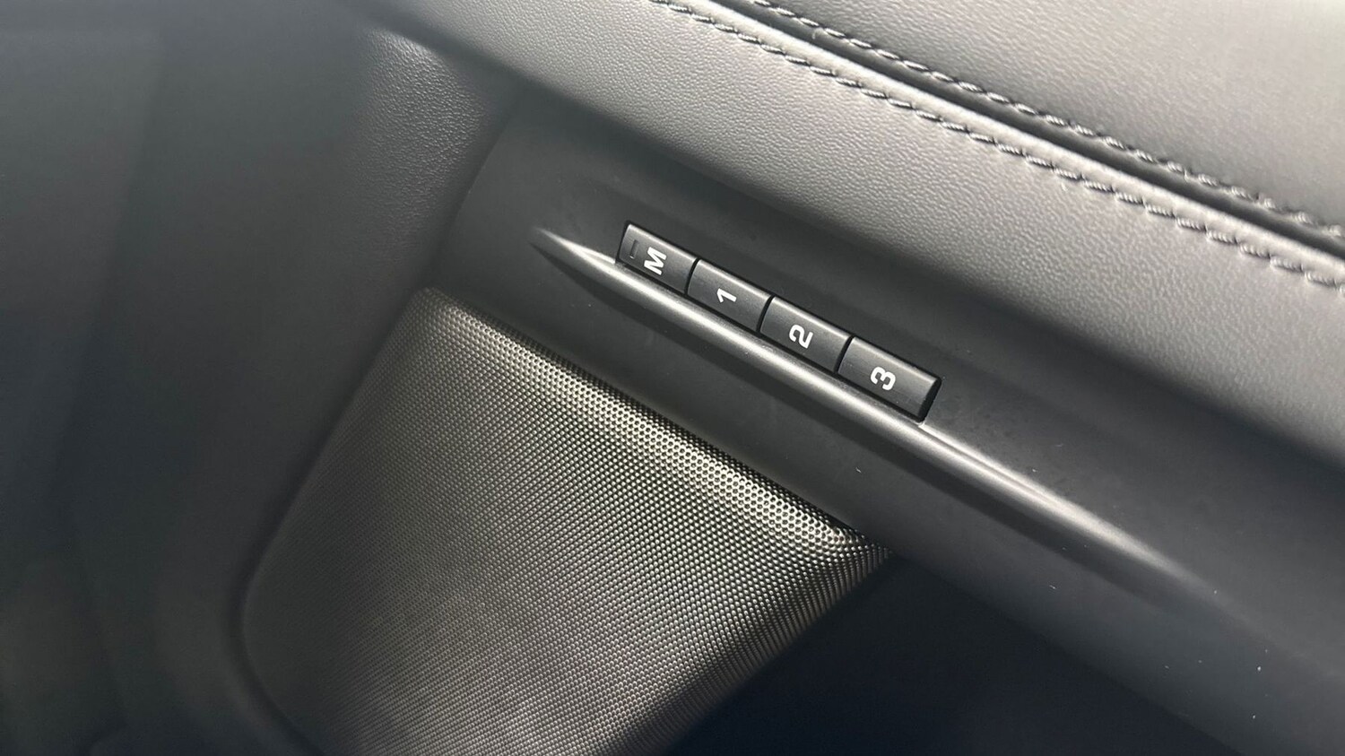 Used Land Rover Range Rover Evoque 2022 for sale - 77725068: Photo 25