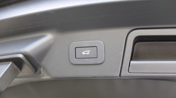 Used Land Rover Range Rover Velar 2025 for sale - 74612438: Photo 29