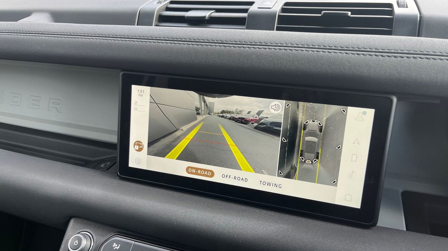 Used Land Rover Defender 2023 for sale - 77725168: Photo 12