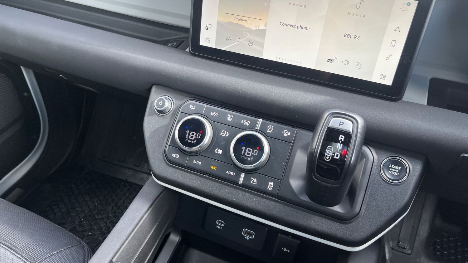 Used Land Rover Defender 2023 for sale - 77725168: Photo 13