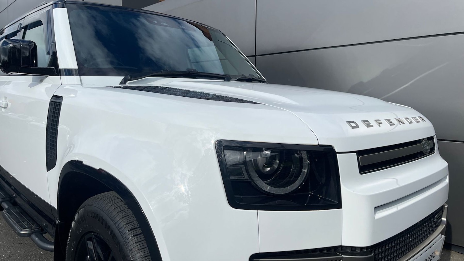 Used Land Rover Defender 2023 for sale - 77725168: Photo 17