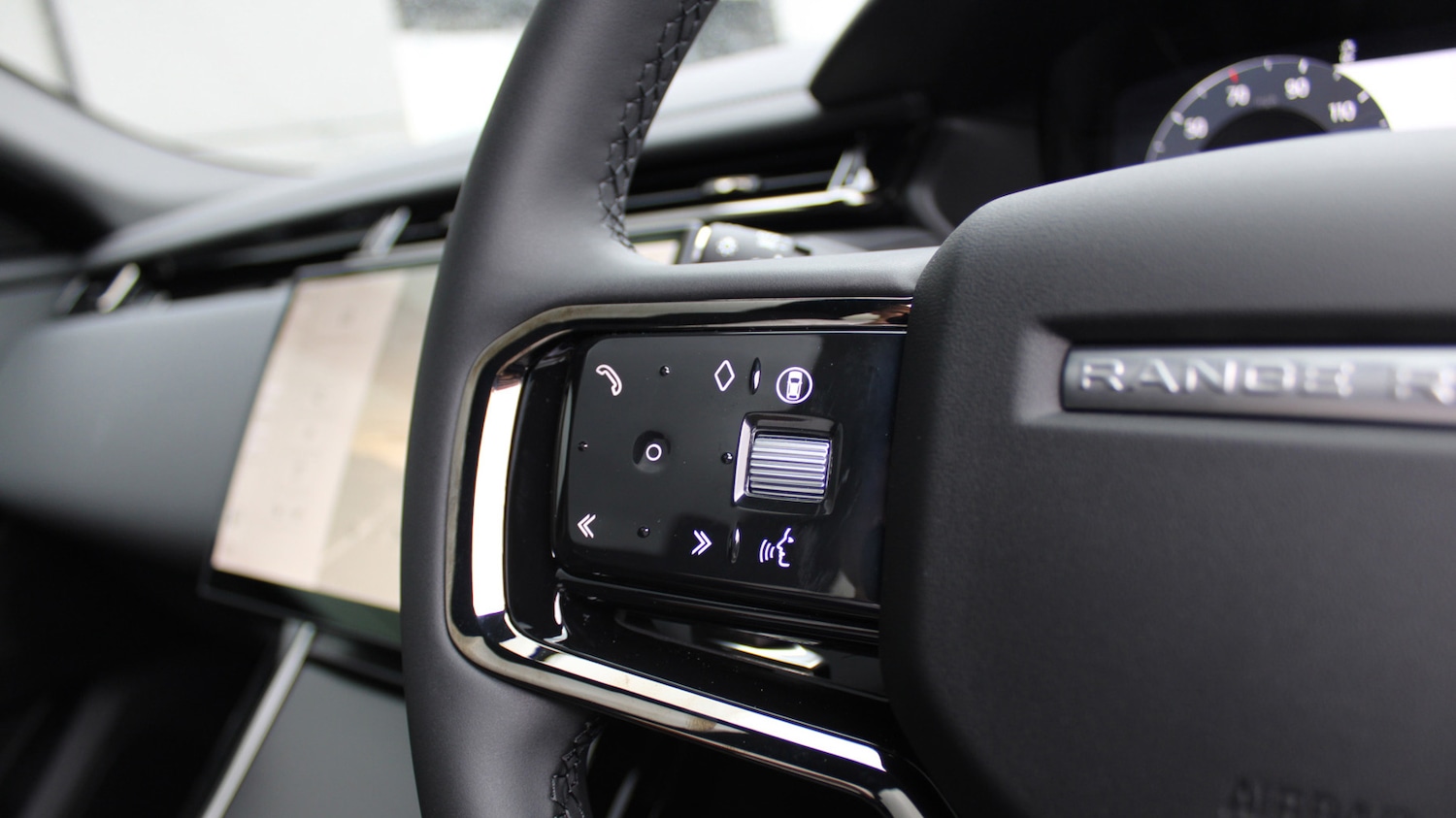 Used Land Rover Range Rover Velar 2025 for sale - 76139685: Photo 23