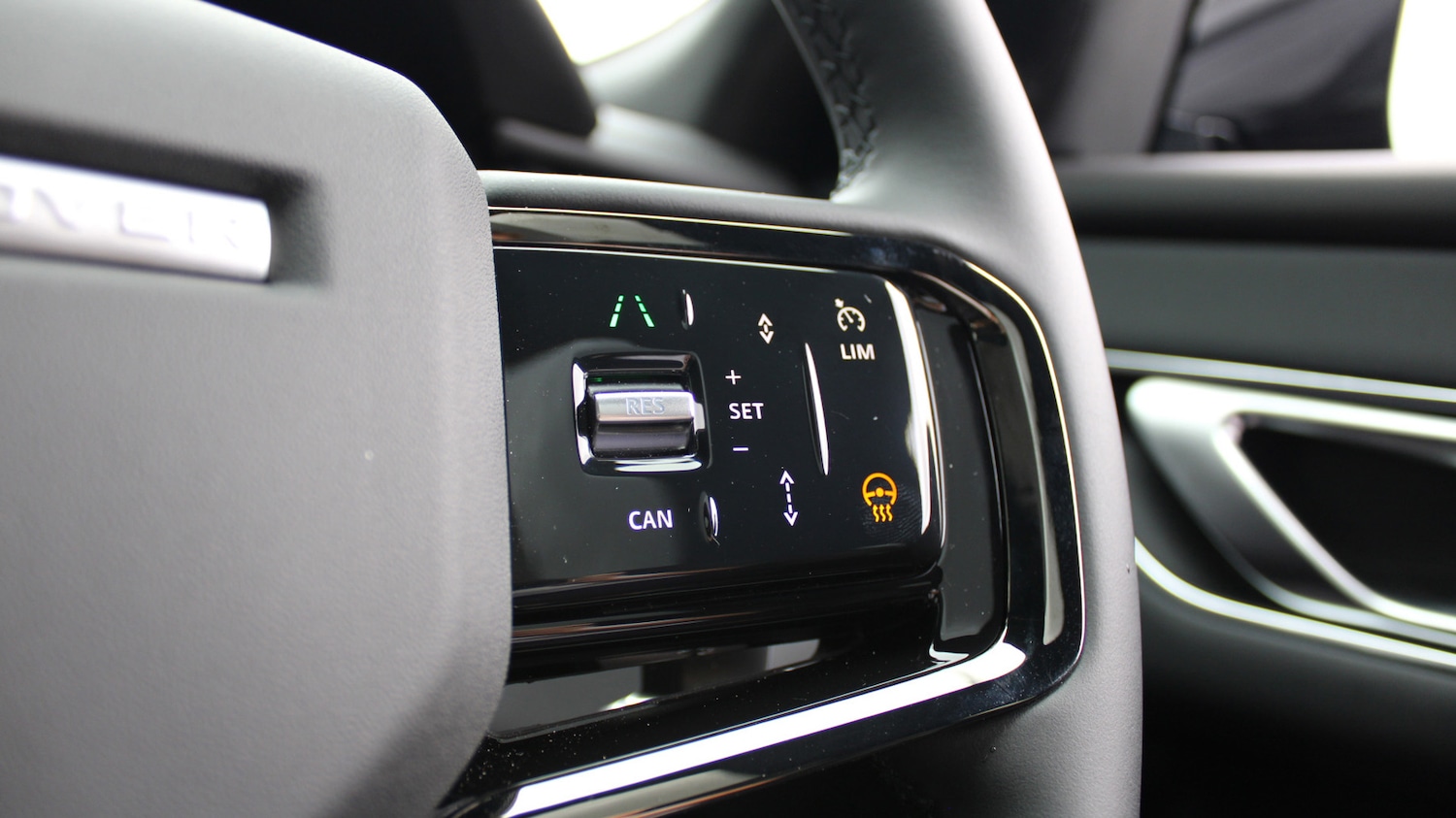 Used Land Rover Range Rover Velar 2025 for sale - 76139685: Photo 24