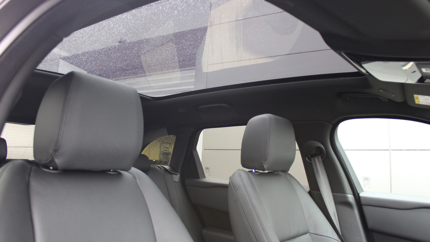 Used Land Rover Range Rover Velar 2025 for sale - 76139685: Photo 27