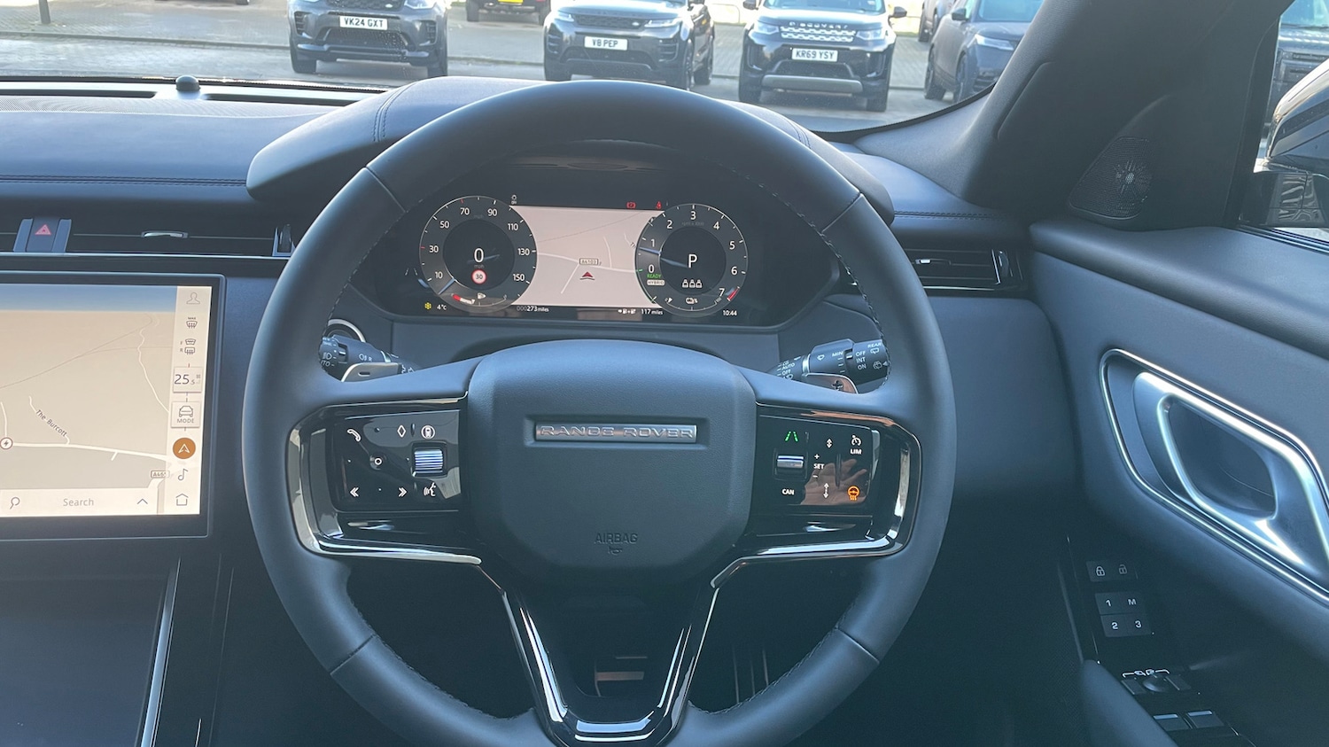 Used Land Rover Range Rover Velar 2025 for sale - 76837675: Photo 15