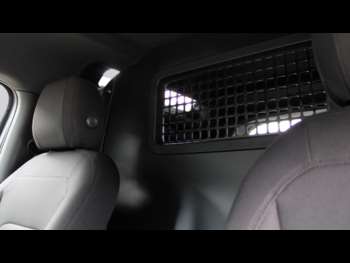 Used Land Rover Defender 90 2023 for sale - 74612413: Photo