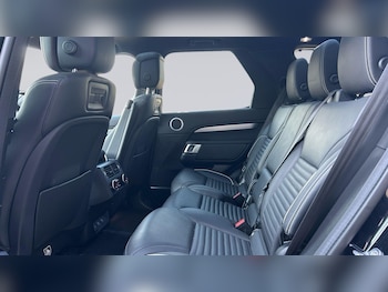 Used Land Rover Discovery 2022 for sale - 77893592: Photo