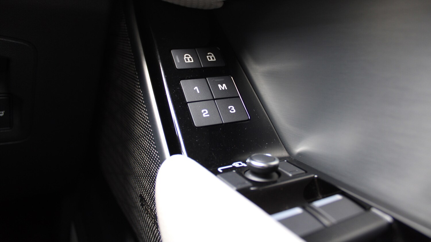 Used Land Rover Range Rover Velar 2021 for sale - 76061666: Photo 25