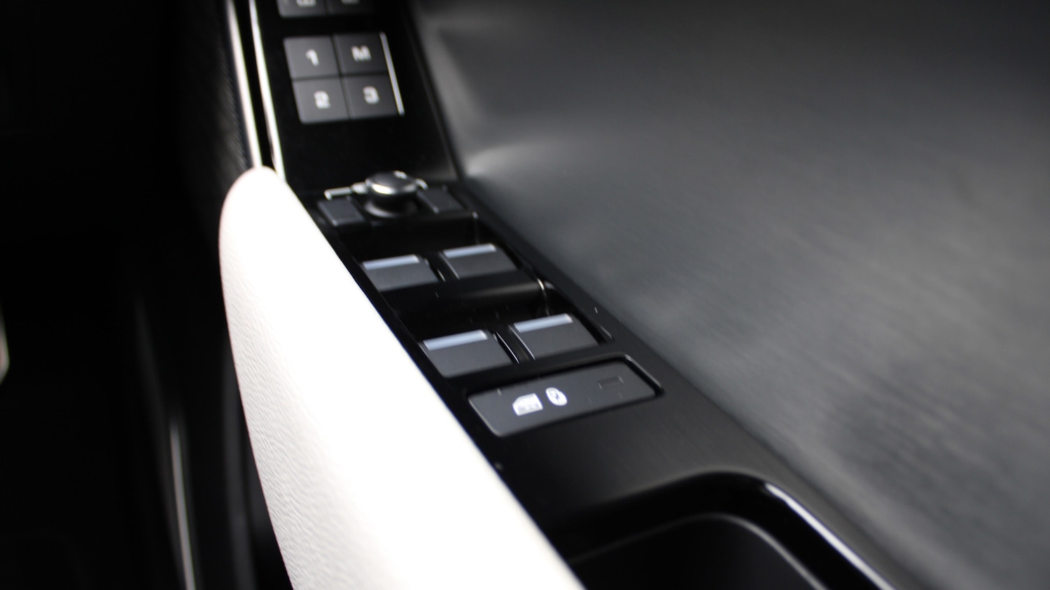 Used Land Rover Range Rover Velar 2021 for sale - 76061666: Photo 28