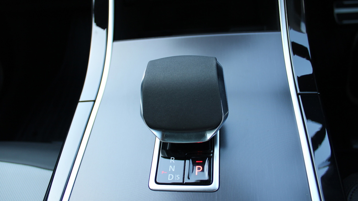 Used Land Rover Range Rover Evoque 2025 for sale - 76139716: Photo 13