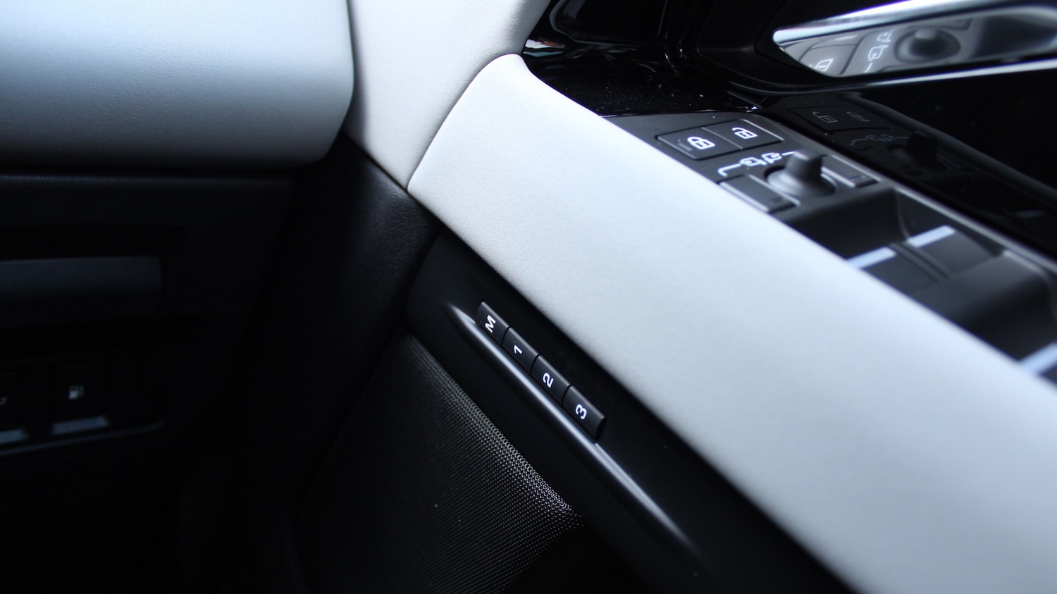 Used Land Rover Range Rover Evoque 2025 for sale - 76139716: Photo 26