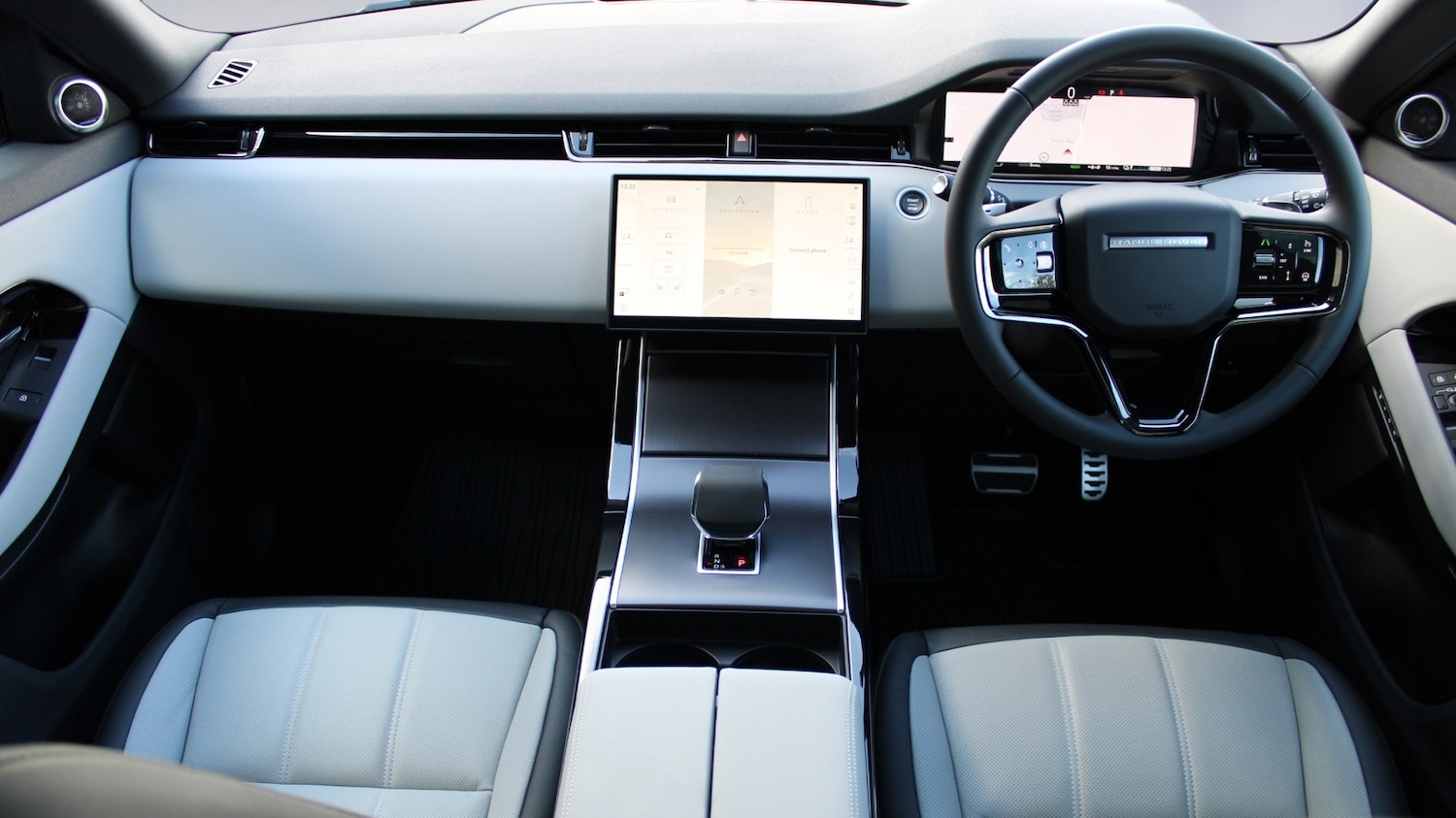Used Land Rover Range Rover Evoque 2025 for sale - 76139716: Photo 9