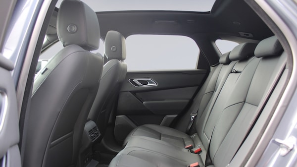 Used Land Rover Range Rover Velar 2025 for sale - 74612415: Photo 4