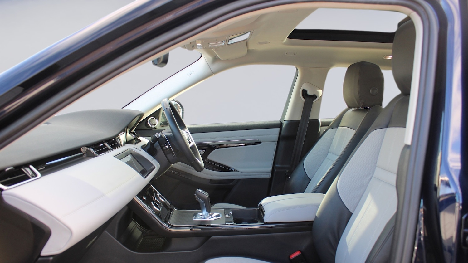 Used Land Rover Range Rover Evoque 2022 for sale - 76389711: Photo 3