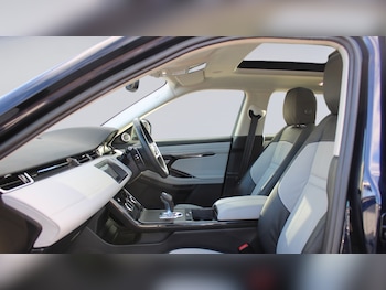 Used Land Rover Range Rover Evoque 2022 for sale - 76389711: Photo