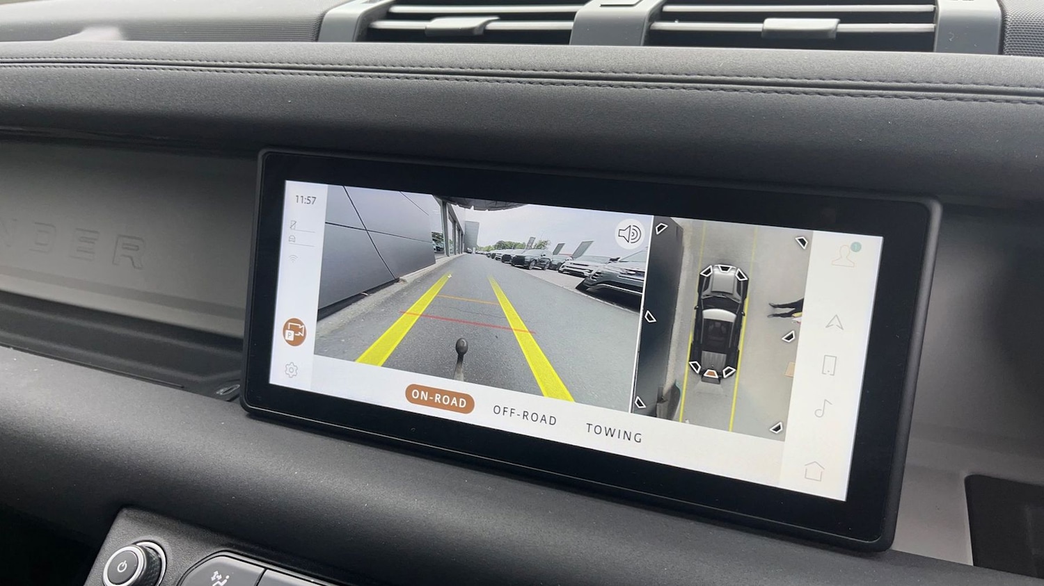 Used Land Rover Defender 2023 for sale - 76837650: Photo 12