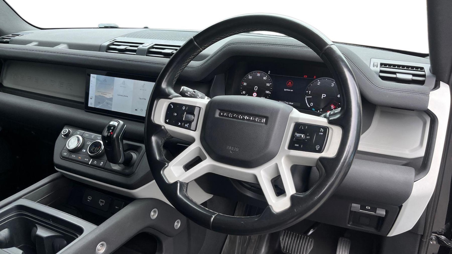 Used Land Rover Defender 2023 for sale - 76837650: Photo 15