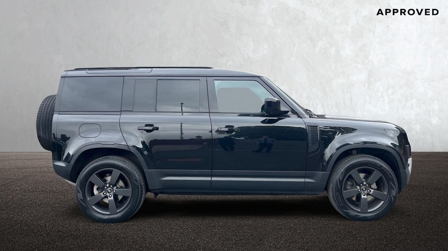 Used Land Rover Defender 2023 for sale - 76837650: Photo 5