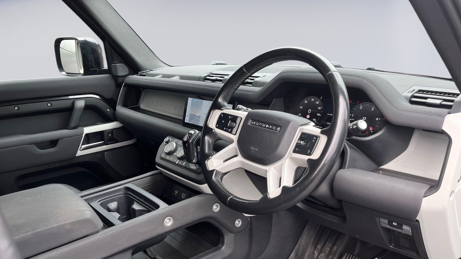 Used Land Rover Defender 2023 for sale - 76837650: Photo 9