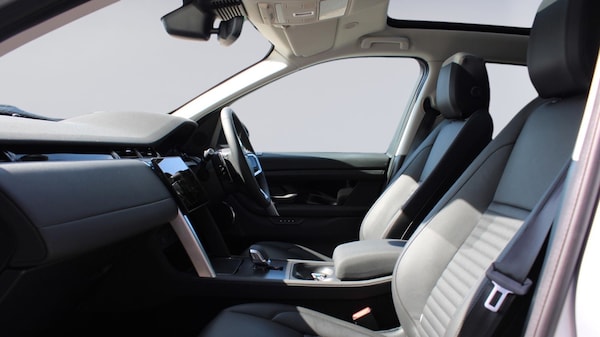 Used Land Rover Discovery Sport 2025 for sale - 74979508: Photo 3
