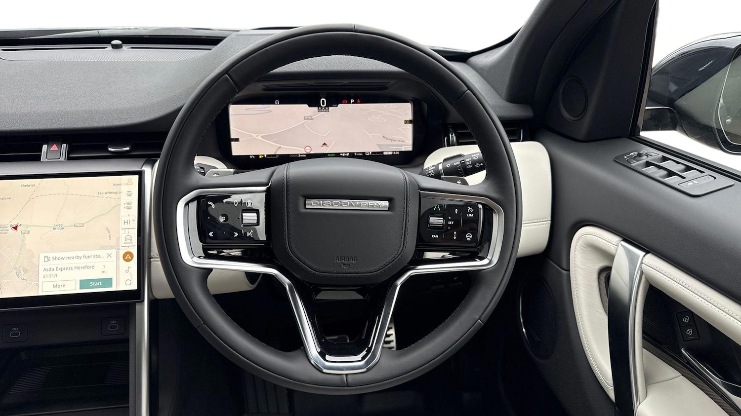 Used Land Rover Discovery Sport 2026 for sale - 77292924: Photo 15