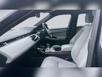 Used Land Rover Range Rover Evoque 2022 for sale - 76856285: Photo