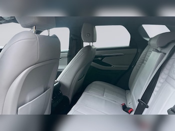 Used Land Rover Range Rover Evoque 2022 for sale - 76856285: Photo