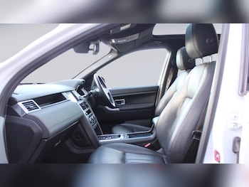 Used Land Rover Discovery Sport 2019 for sale - 76410283: Photo