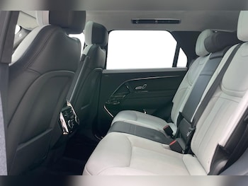 Used Land Rover Range Rover Sport 2024 for sale - 78220638: Photo