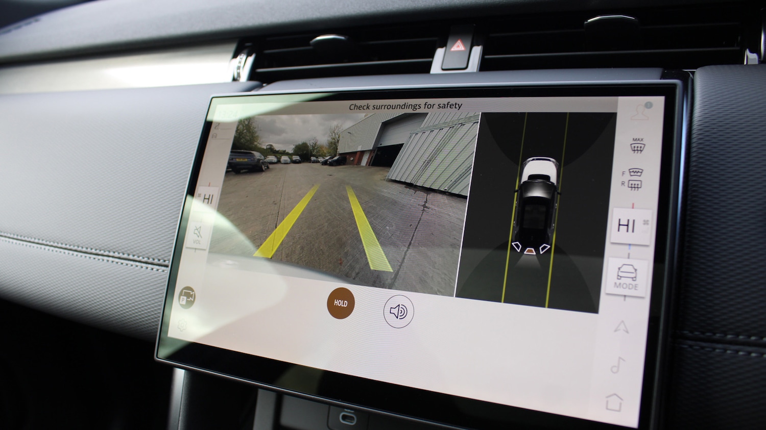 Used Land Rover Discovery Sport 2025 for sale - 76372382: Photo 11