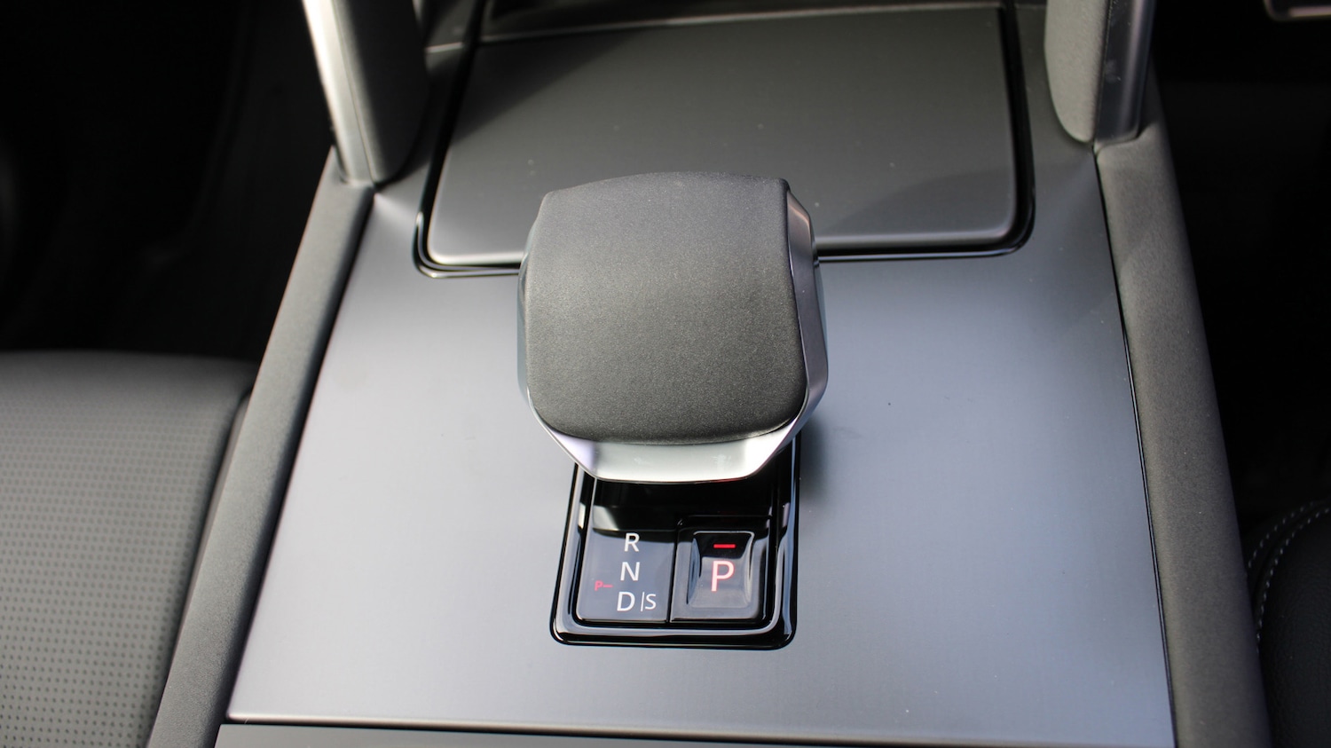 Used Land Rover Discovery Sport 2025 for sale - 76372382: Photo 12