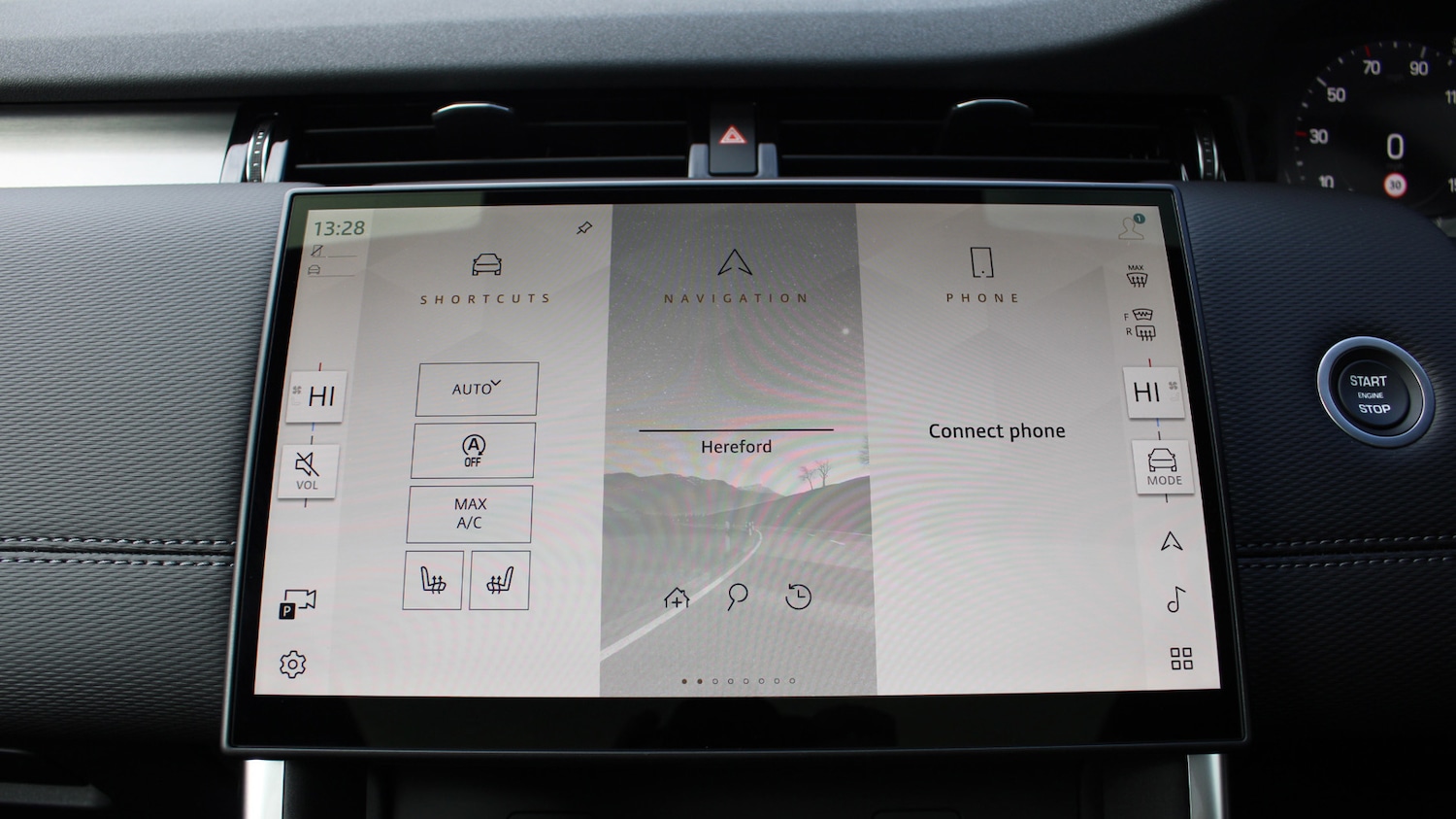 Used Land Rover Discovery Sport 2025 for sale - 76372382: Photo 13