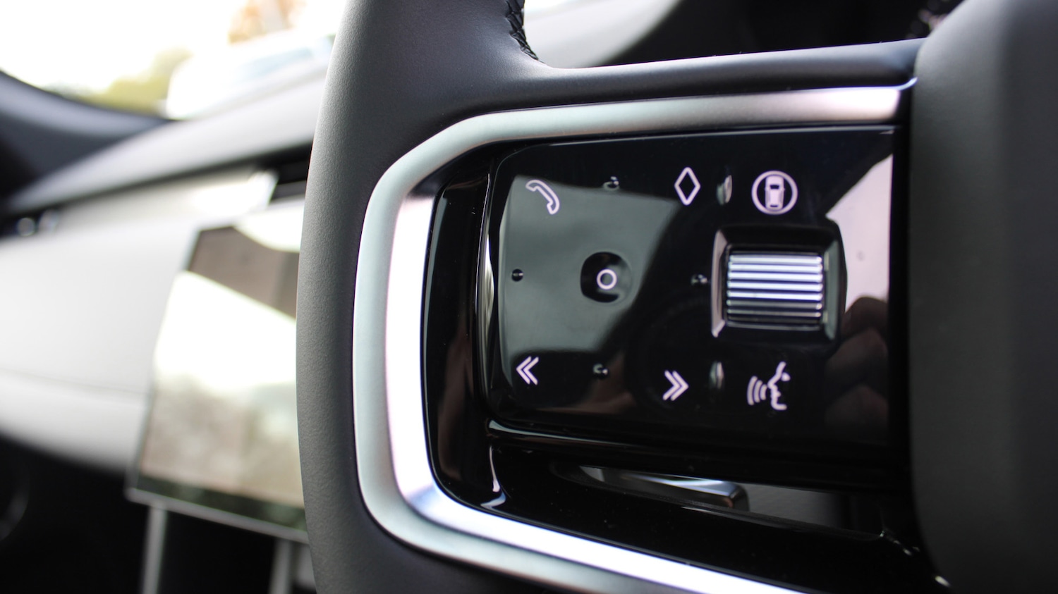 Used Land Rover Discovery Sport 2025 for sale - 76372382: Photo 22