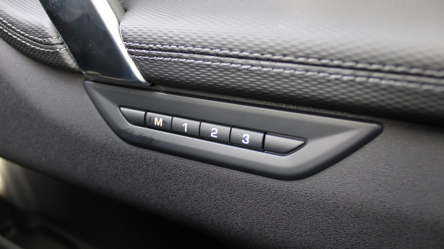 Used Land Rover Discovery Sport 2025 for sale - 76372382: Photo 24