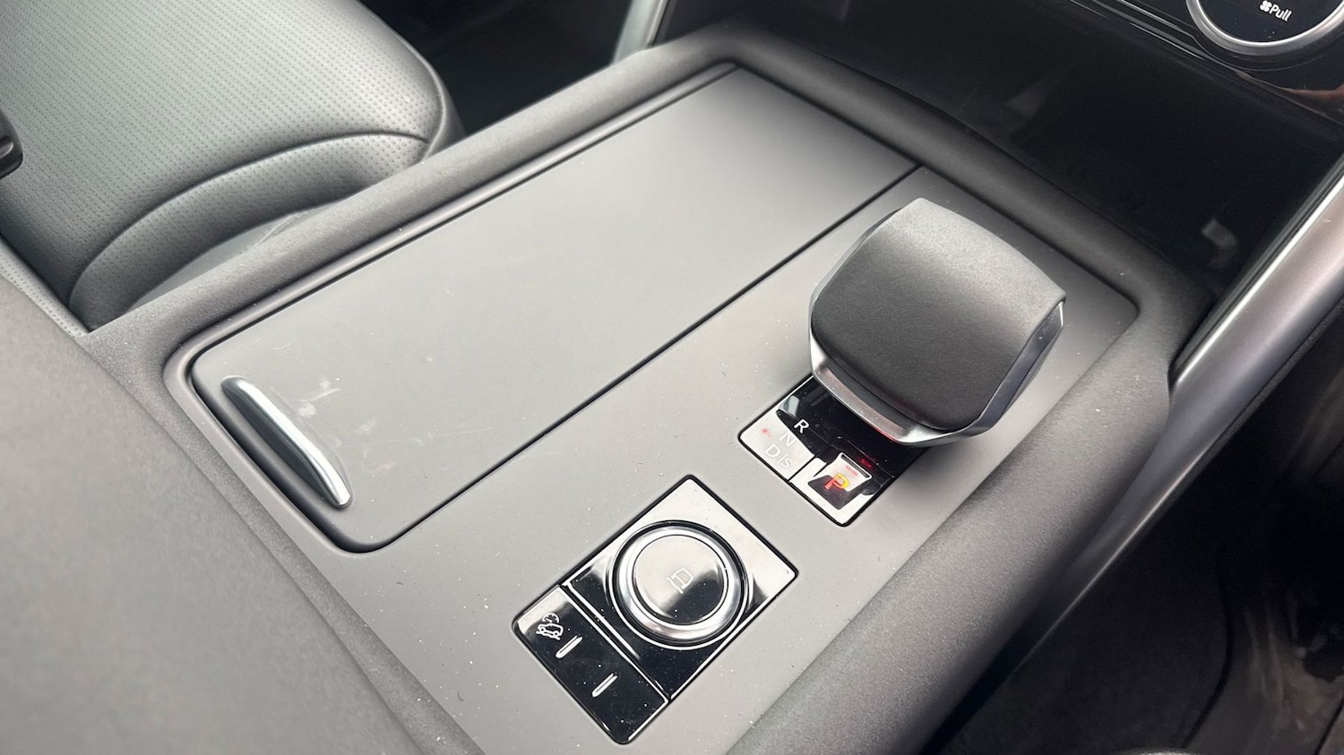 Used Land Rover Discovery 2026 for sale - 78102467: Photo 13