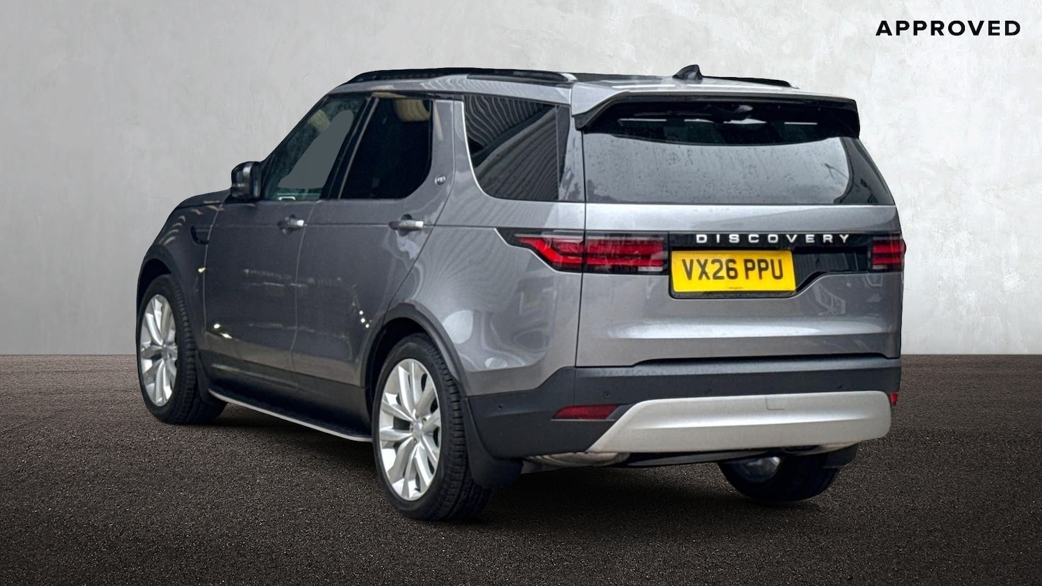 Used Land Rover Discovery 2026 for sale - 78102467: Photo 2