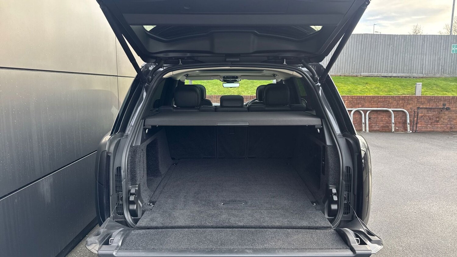 Used Land Rover Range Rover 2023 for sale - 78087998: Photo 10