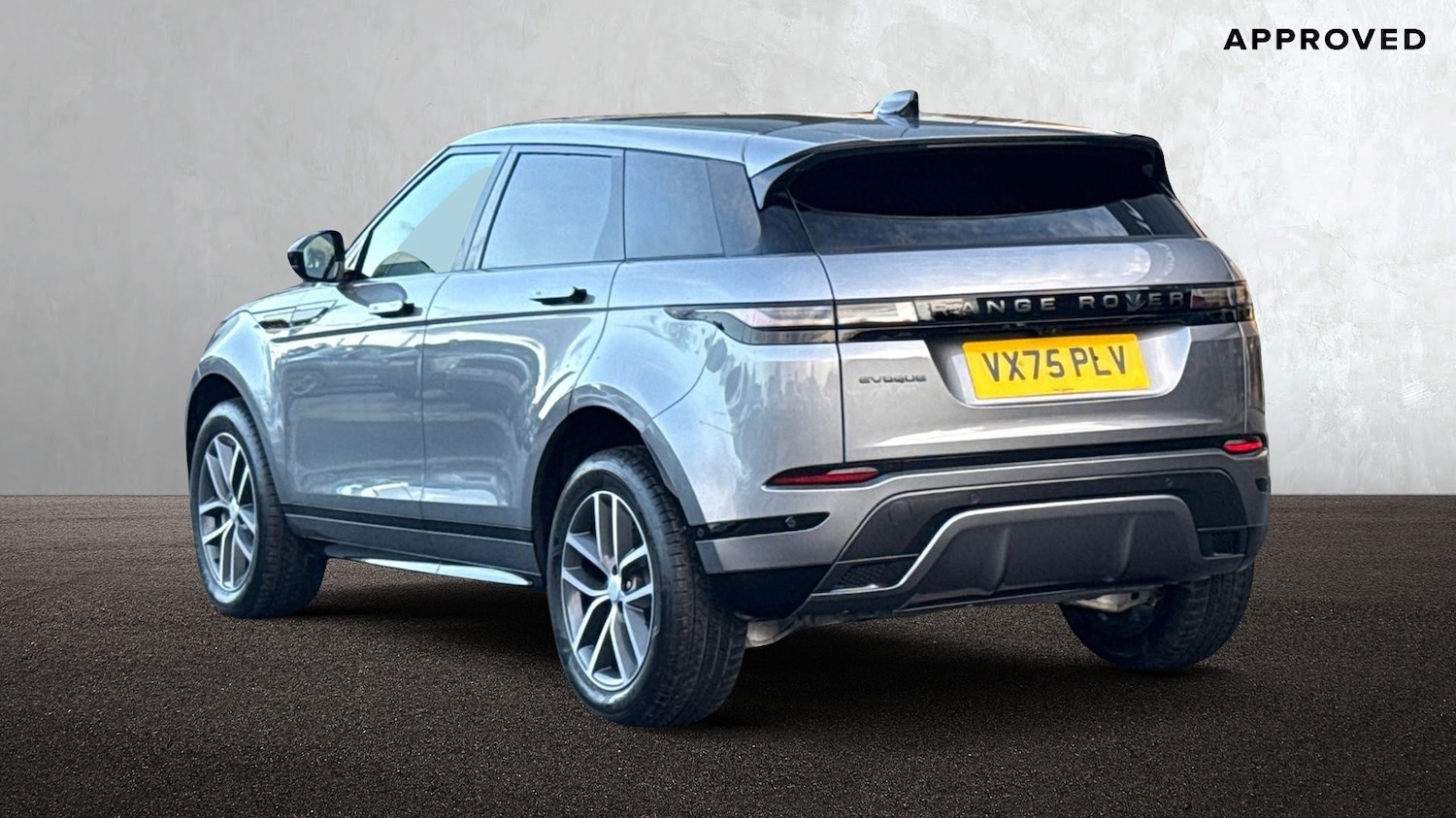 Used Land Rover Range Rover Evoque 2025 for sale - 77794832: Photo 2