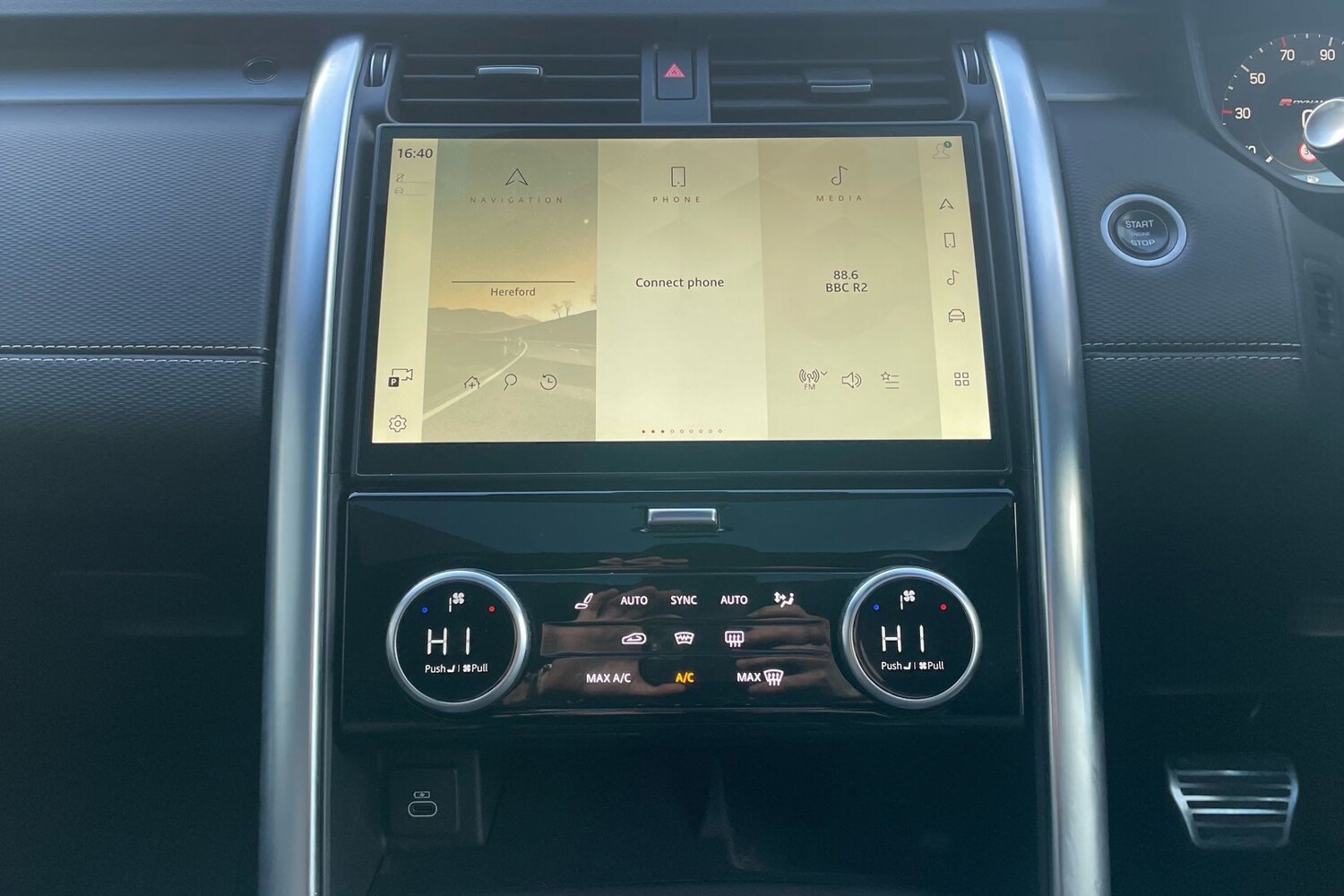 Used Land Rover Discovery 2023 for sale - 77926887: Photo 14