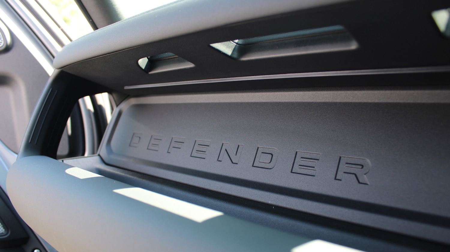Used Land Rover Defender 2025 for sale - 76338425: Photo 29