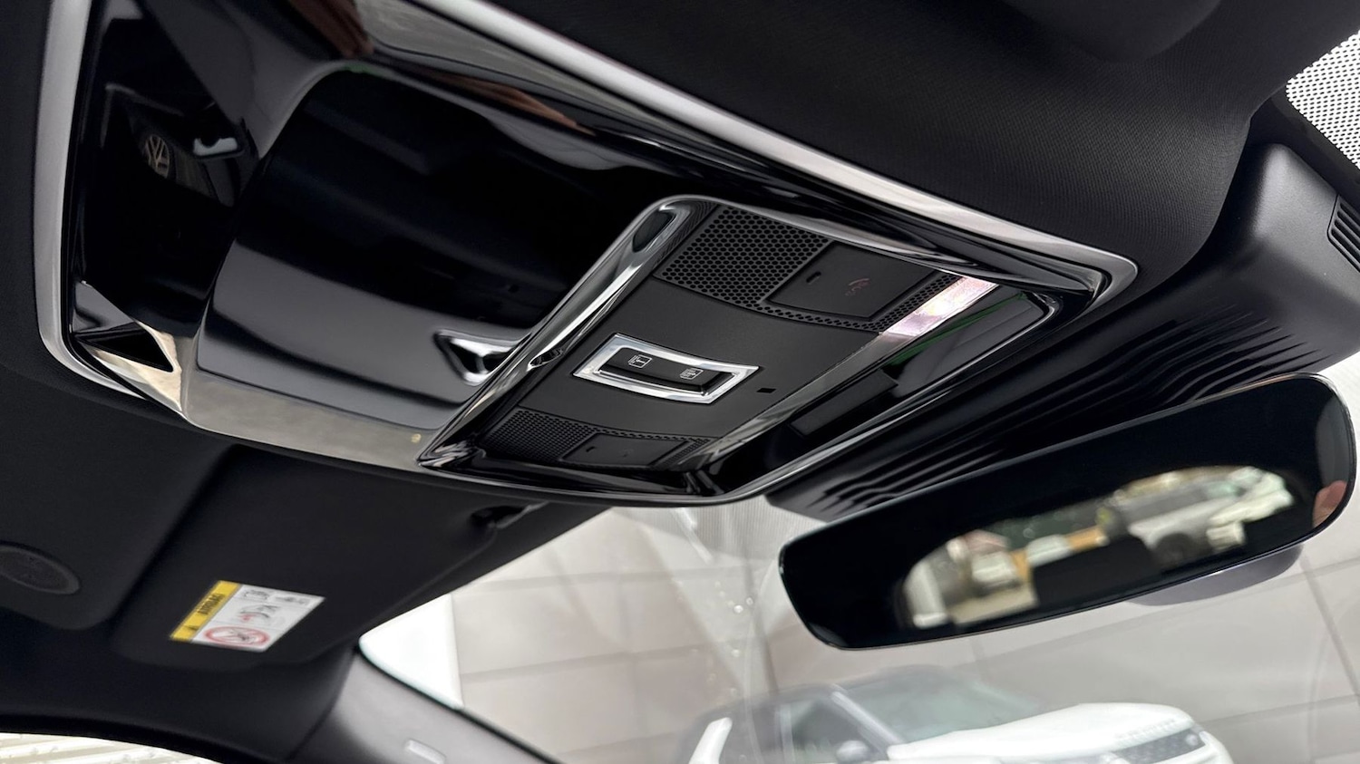 Used Land Rover Range Rover Velar 2026 for sale - 78102512: Photo 23