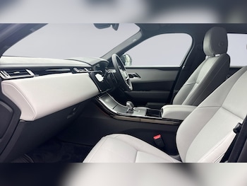 Used Land Rover Range Rover Velar 2026 for sale - 78102512: Photo