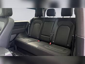 Used Land Rover Defender 2023 for sale - 79832080: Photo